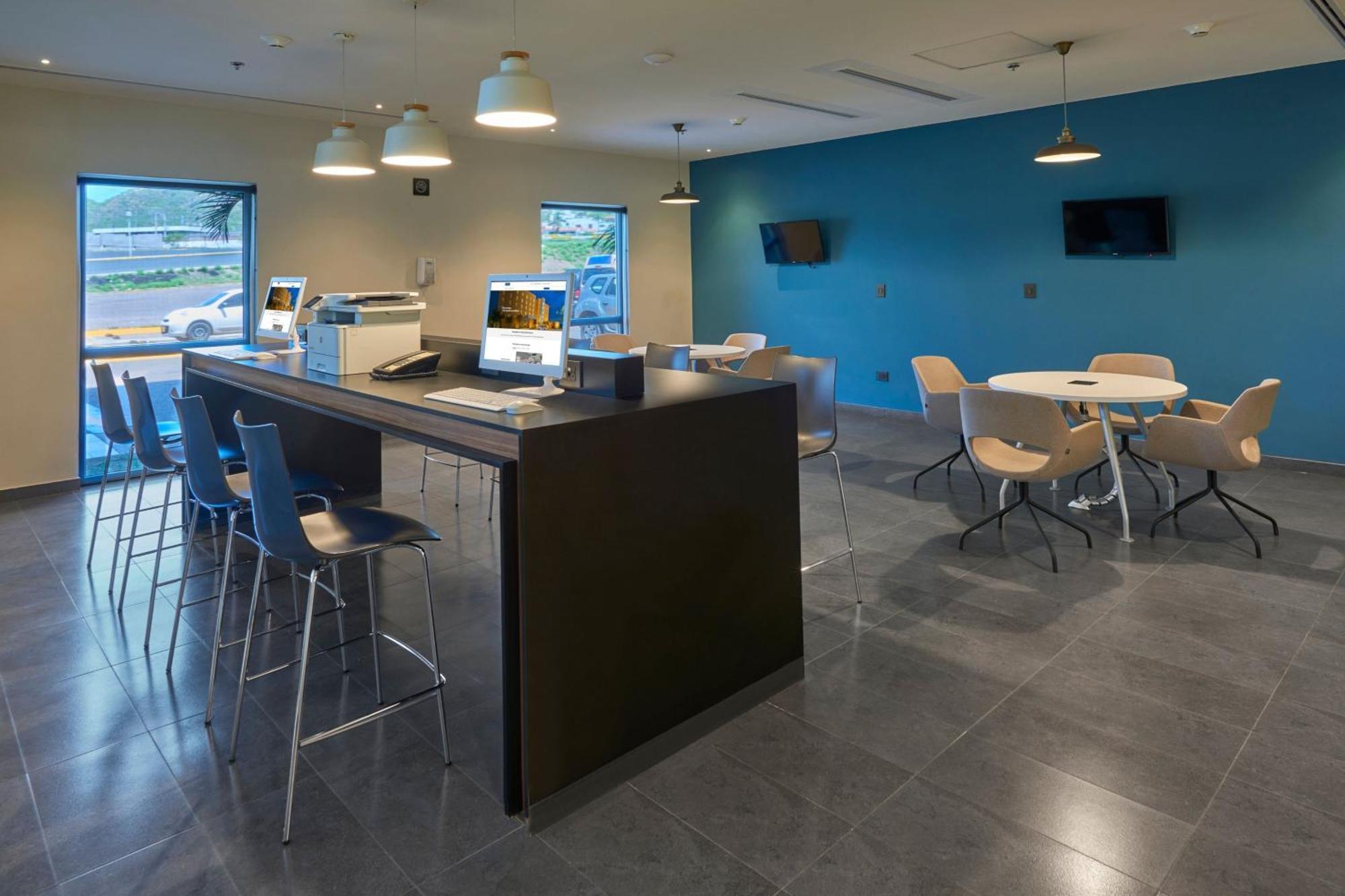 City Express By Marriott Guaymas Exterior photo